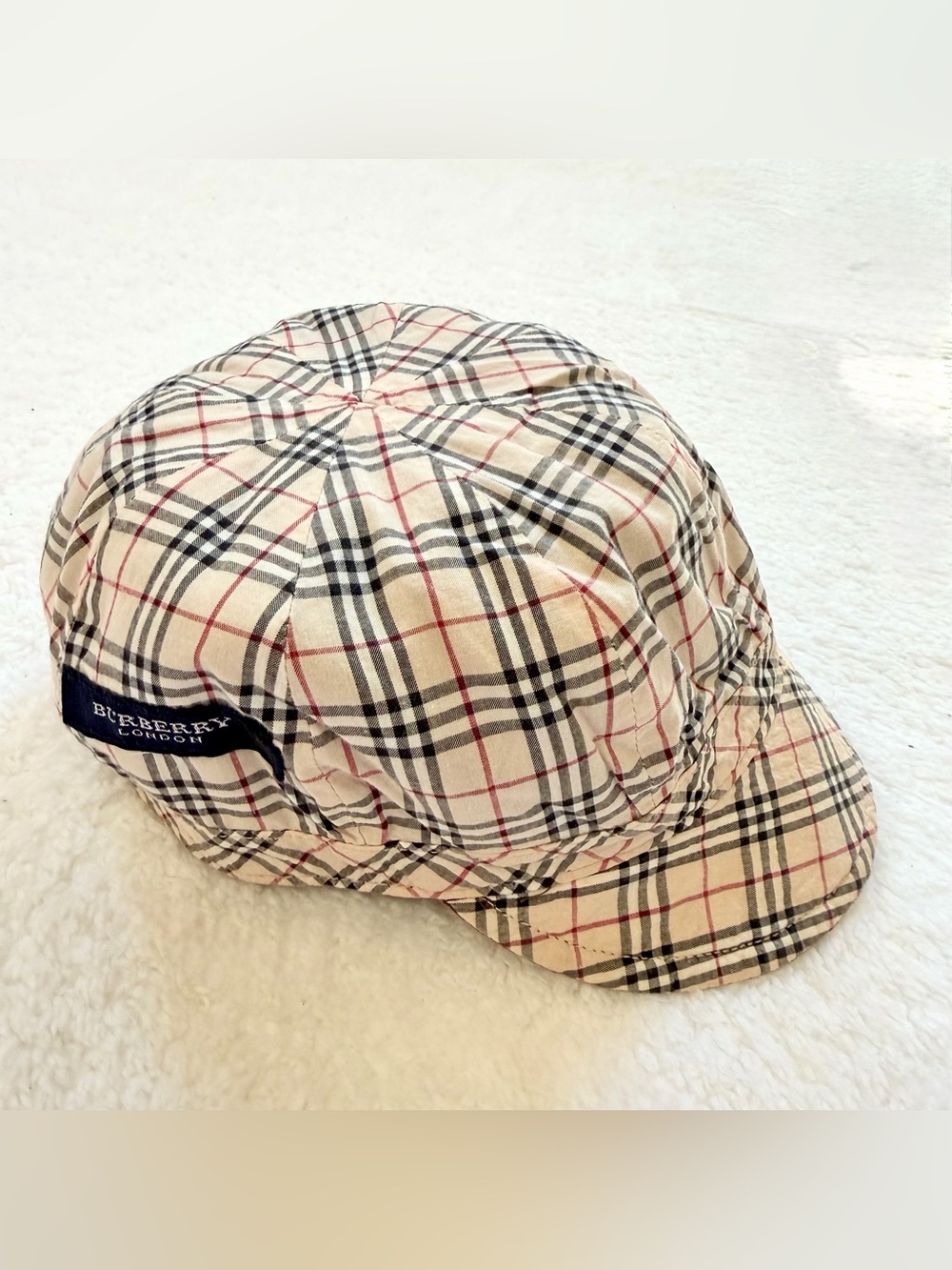 Burberry baby hat nova check logo Reversible unisex boy girl white 1-3years old